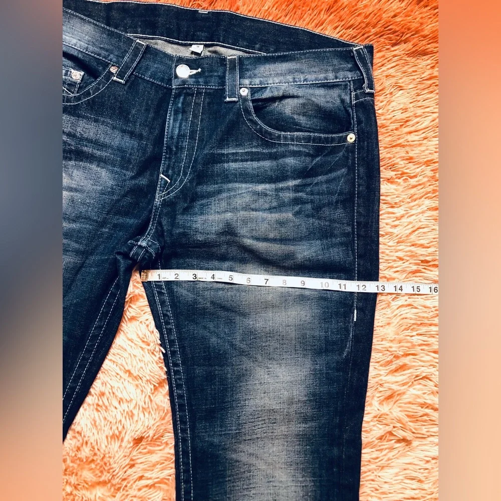 True Religion Straight Leg Men’s Dark Wash Denim/Jean. Size 38